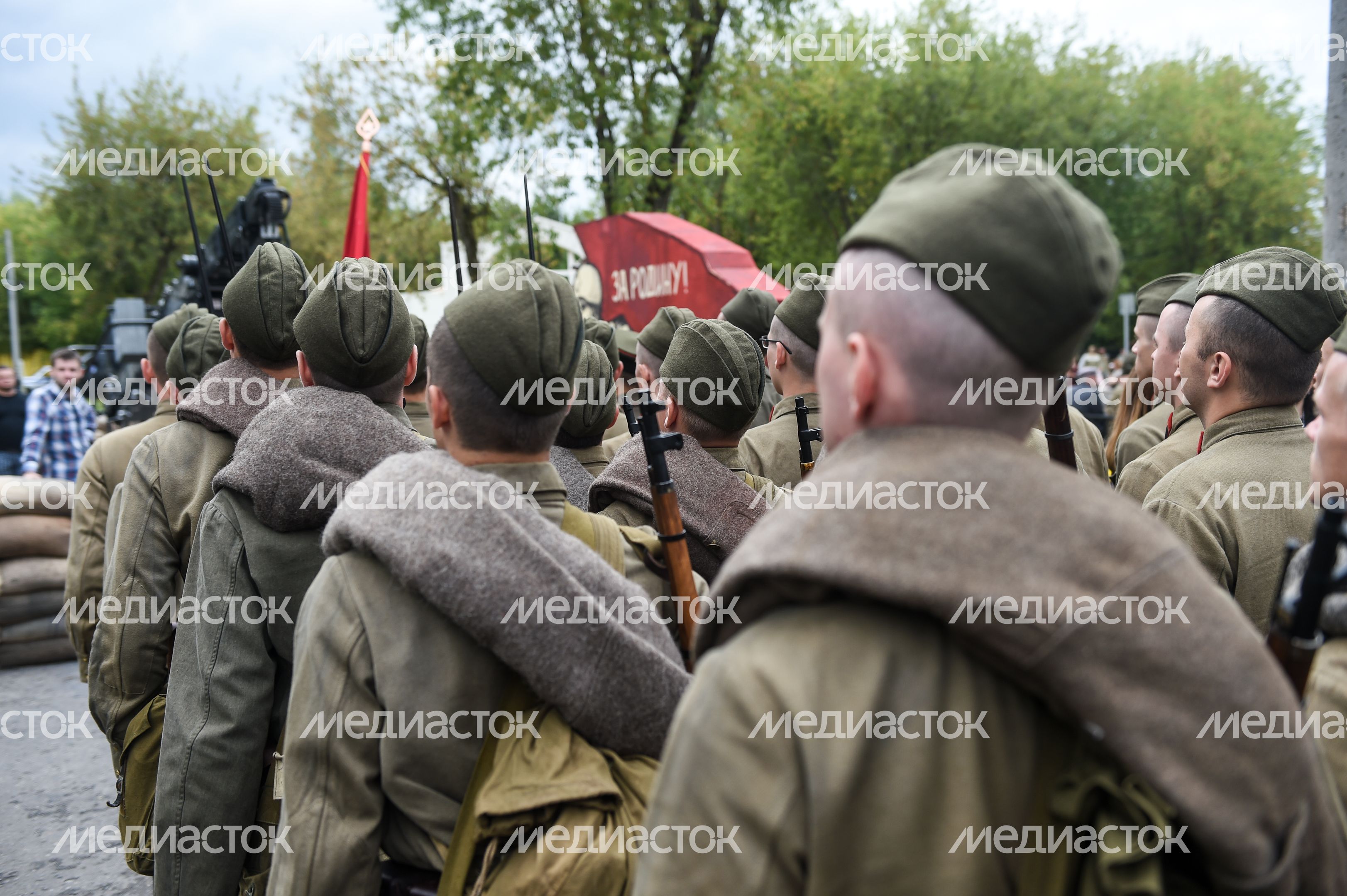 Андрей Воробьев посетил съемочную площадку фильма Ильинский Рубеж