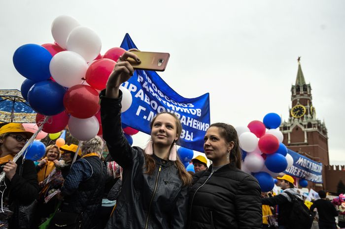 Первомайская демонстрация профсоюзов в Москве