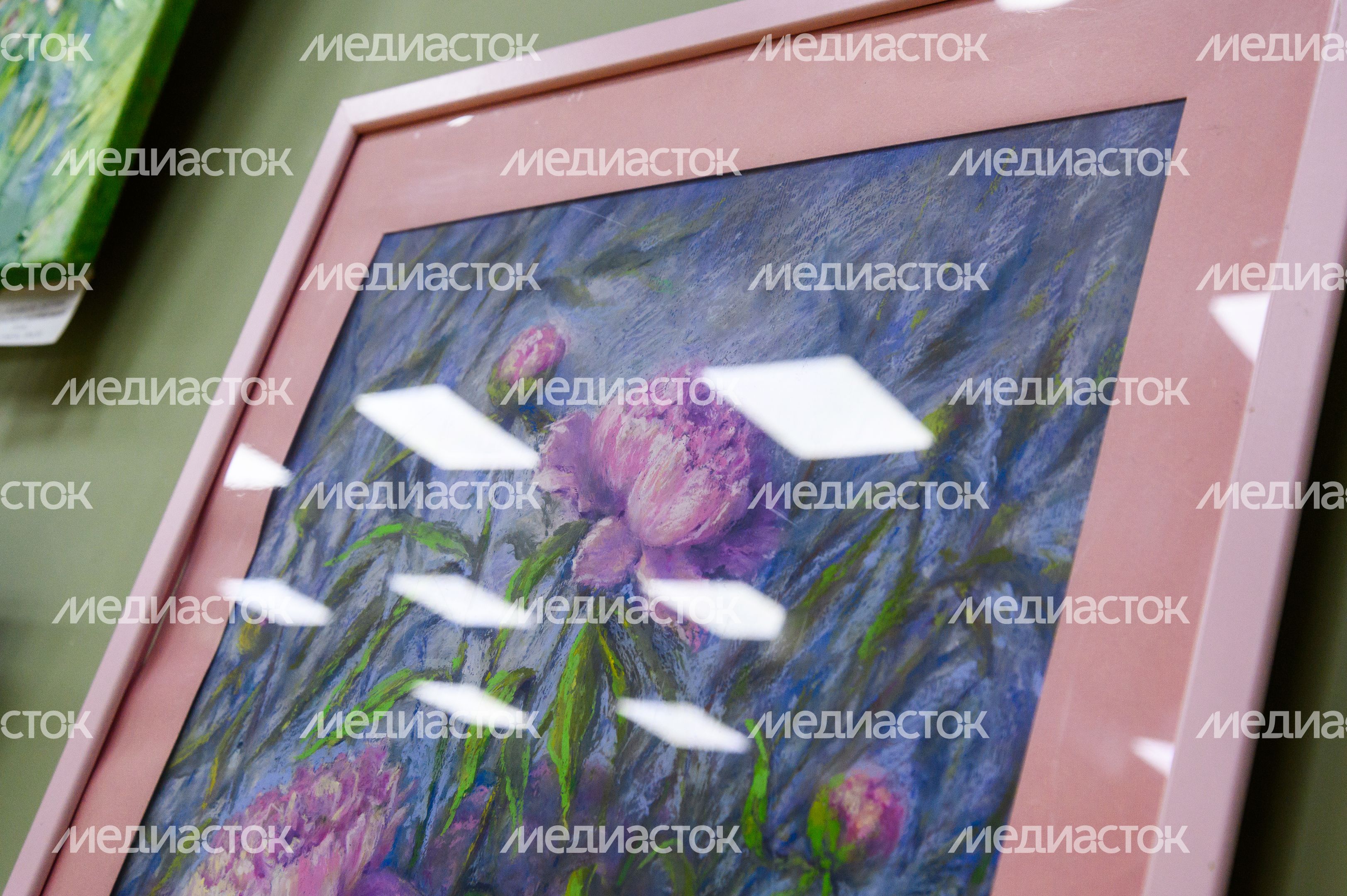 Выставка «Фестиваль цветов» в Пушкинском доме художника