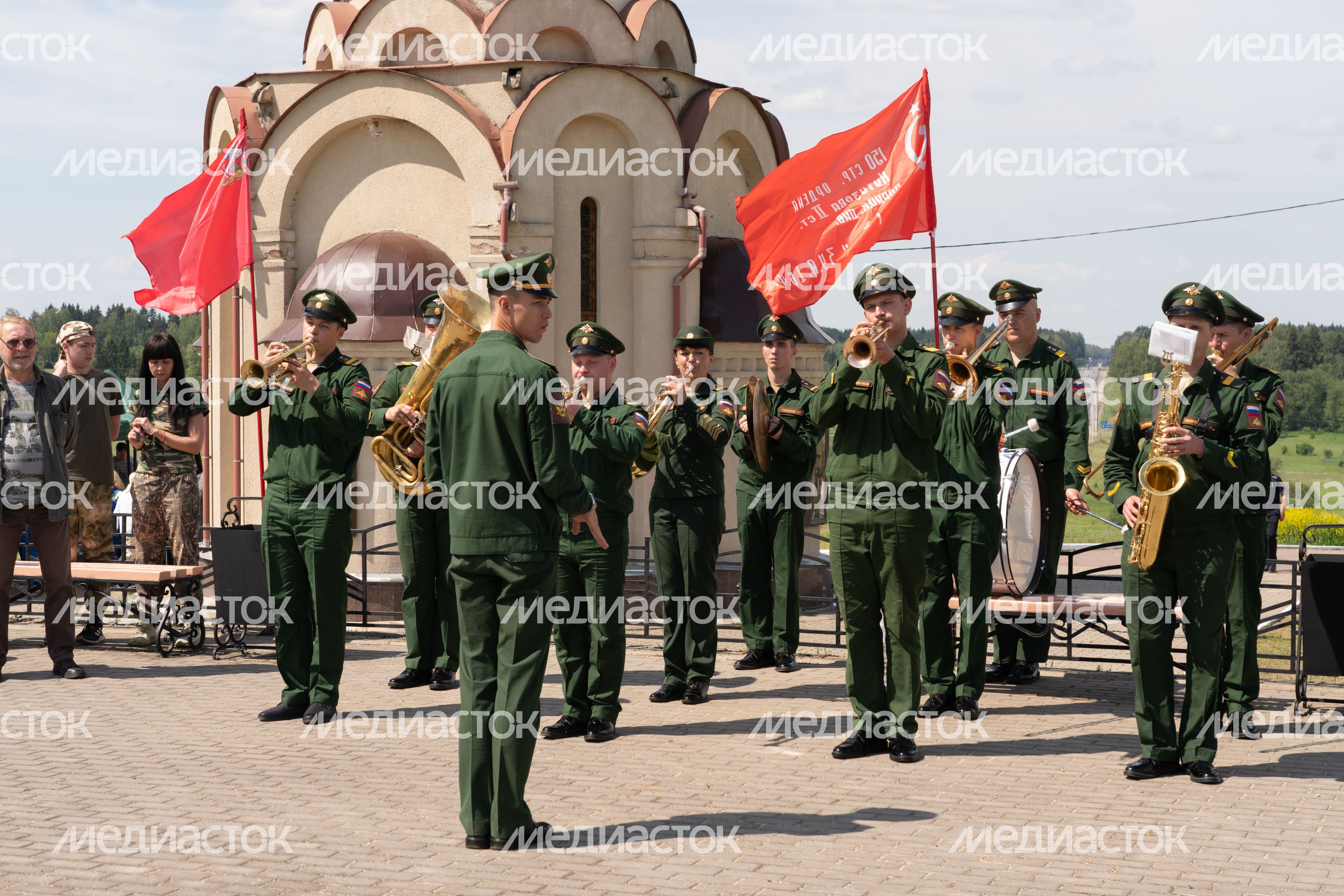 Перезахоронение солдат ВОВ в деревне Ельня Перезахоронение солдат ВОВ в деревне Ельня
