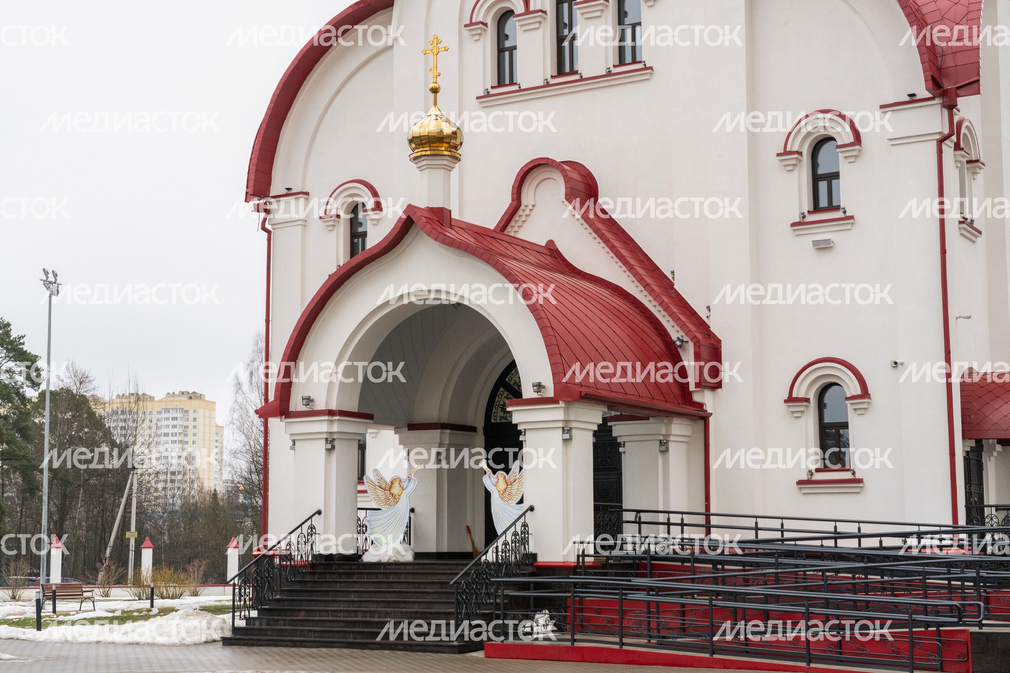 Храм Георгия Победоносца в поселке Голубое округа Солнечногорск Храм Георгия Победоносца в поселке Голубое округа Солнечногорск