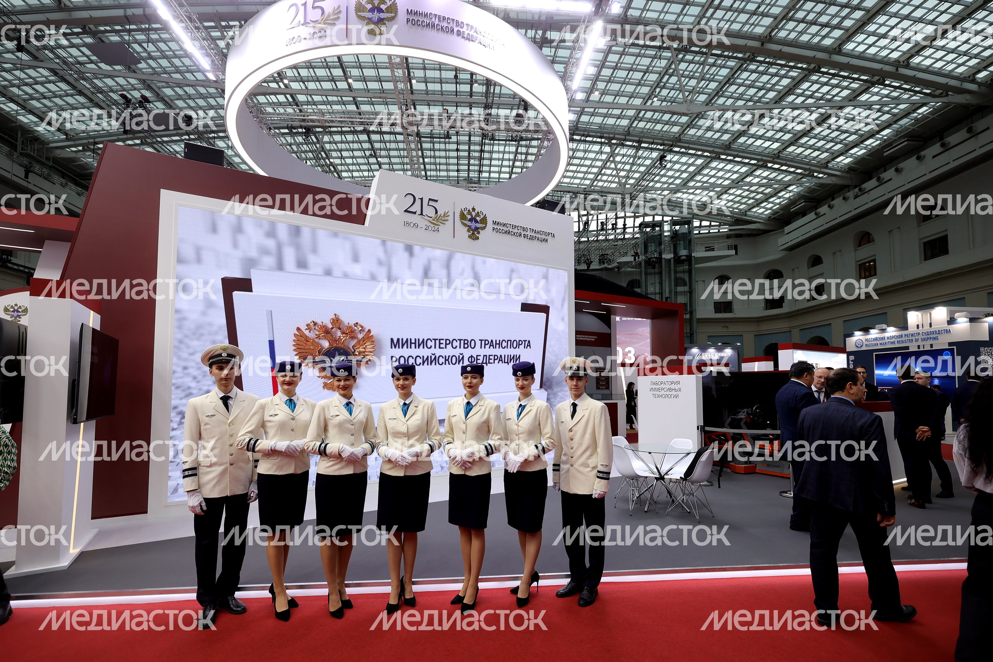 На площадке XVIII Международного форума "Транспорт России" На площадке XVIII Международного форума "Транспорт России"