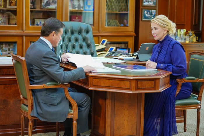 Андрей Воробьев поблагодарил Инну Волкову за работу на посту главы г.о. Электросталь