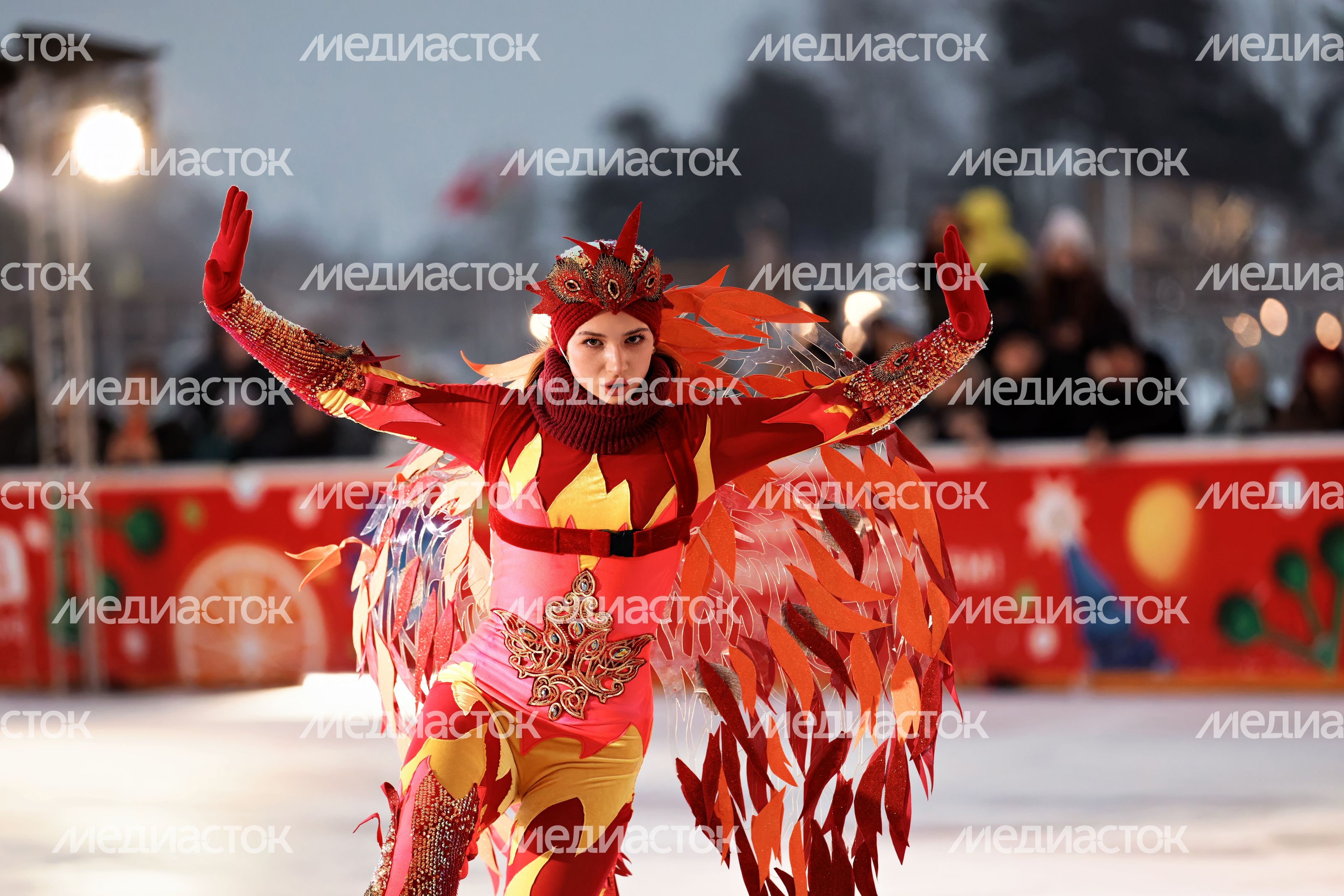 Спектакль на льду "Сказ о Руси" показали в Наро-Фоминске Спектакль на льду "Сказ о Руси" показали в Наро-Фоминске