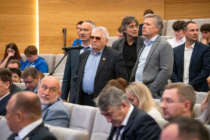 Открытая трибуна в Мособлдуме по вопросам стандартов развития ИЖС в Подмосковье