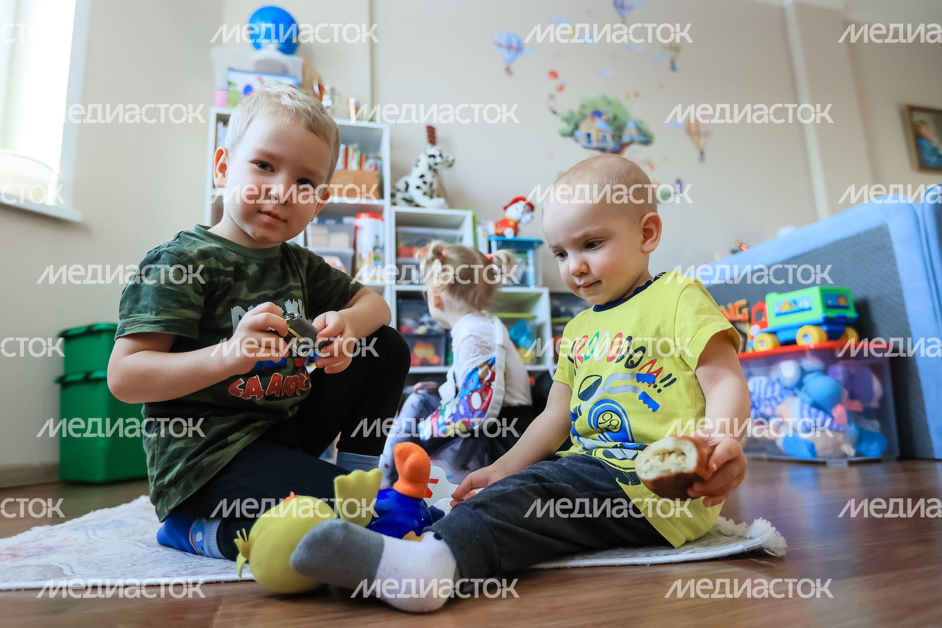 Встреча губернатора с супругами офицеров, участвующих в СВО