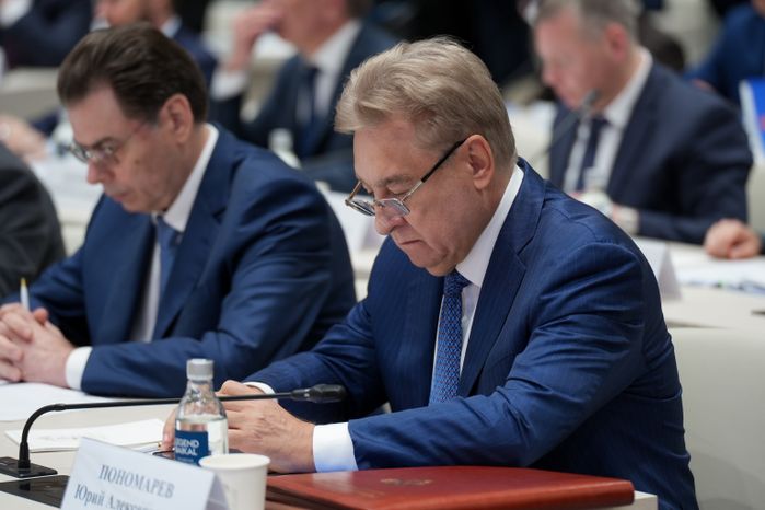 Заседание Совета при полномочном представителе президента РФ в ЦФО в Подмосковье