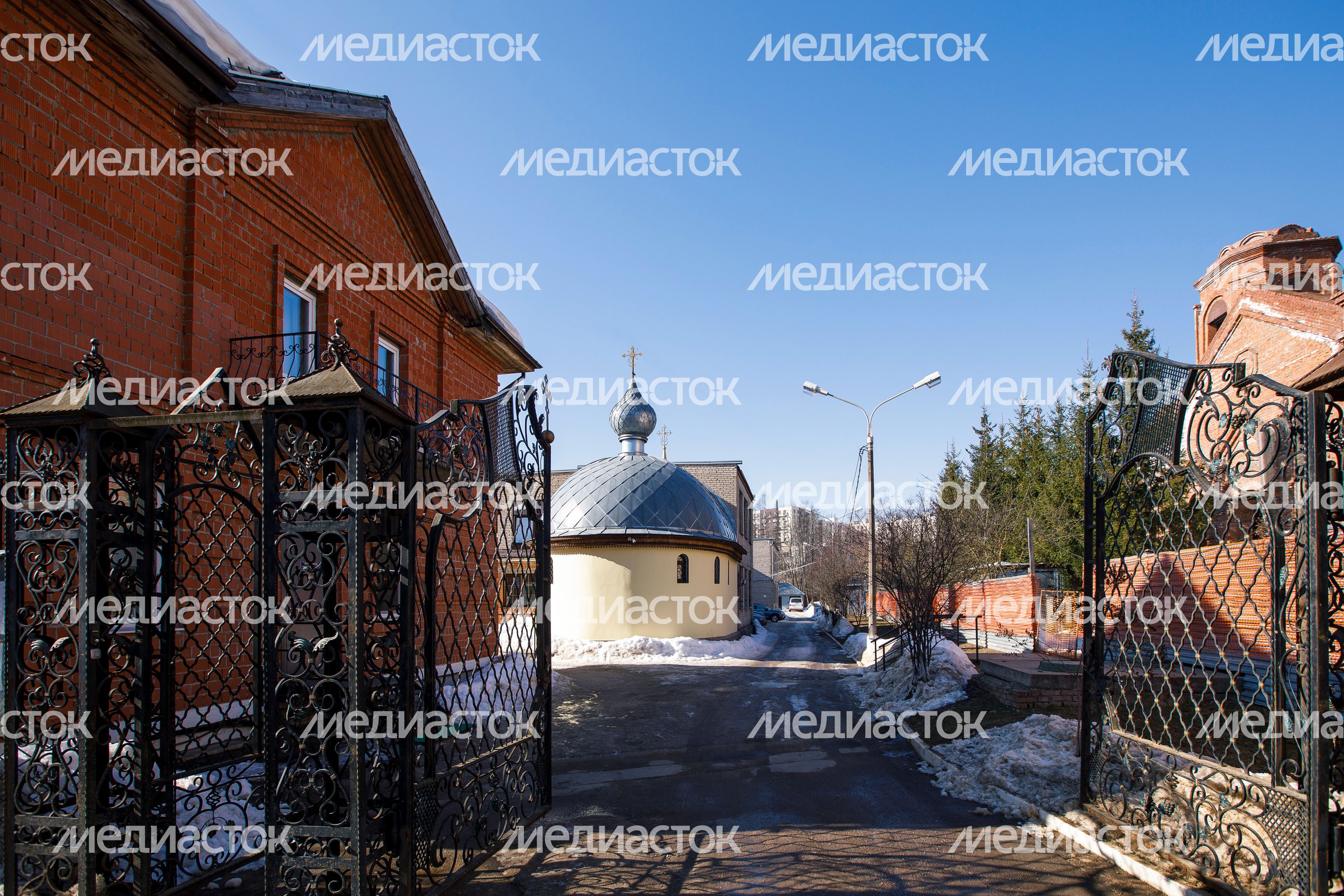 Лобня. Церковь святого Филарета Московского