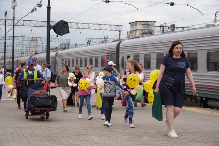 Семья из Подмосковья взяла под опеку 9 детей из ДНР