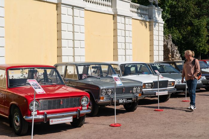 Автофестиваль в усадьбе Архангельское