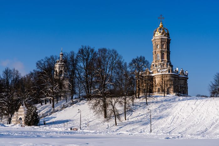 Церковь иконы Божьей Матери Знамение в поселке Дубровицы в Подольске