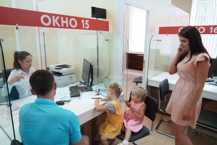 Более 5 тысяч жителей Донбасса и Украины получили помощь в Консультационном центре в Одинцове