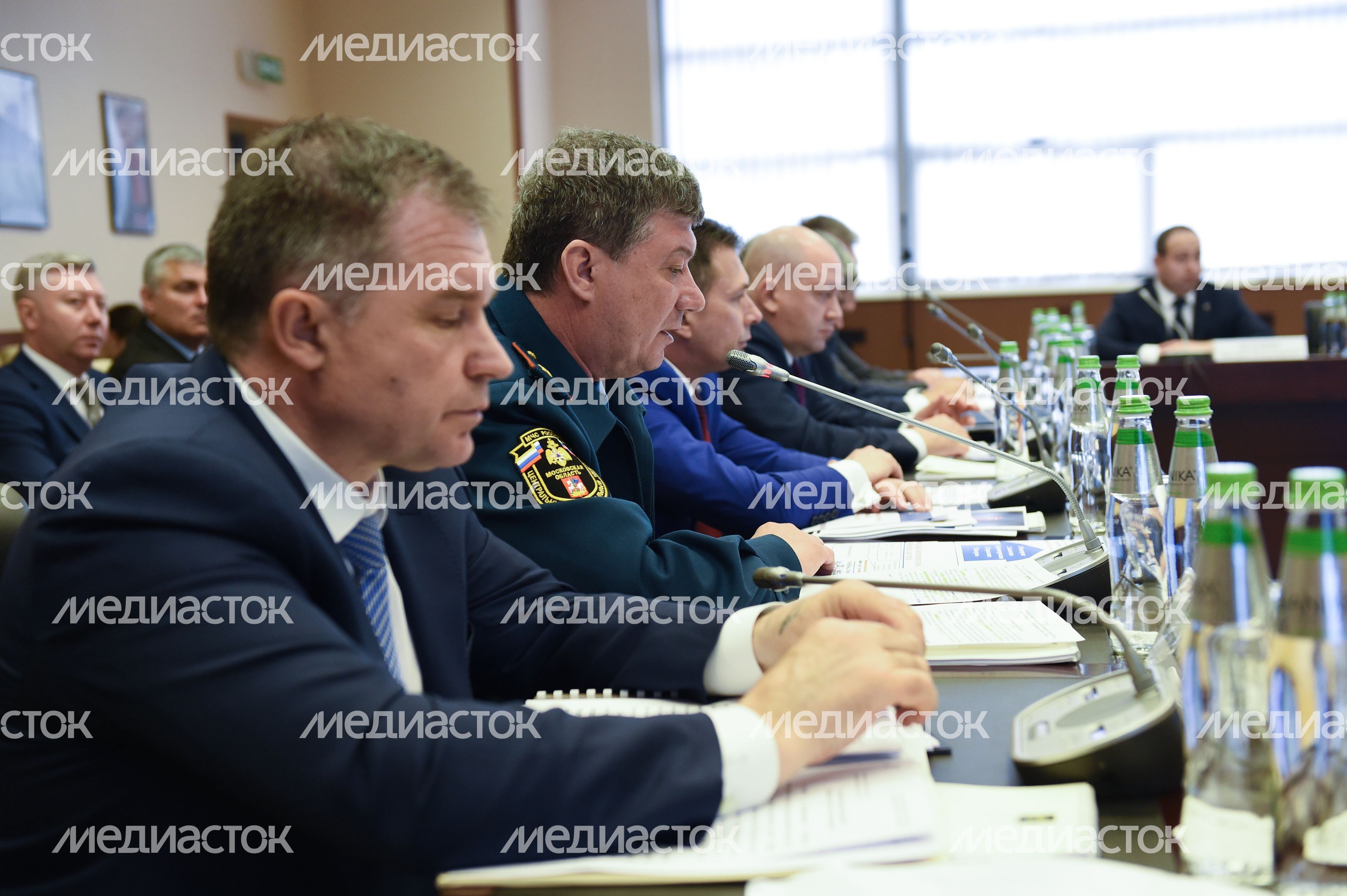 Губернатор провел выездное совещание по безопасности в Химках Губернатор провел выездное совещание по безопасности в Химках