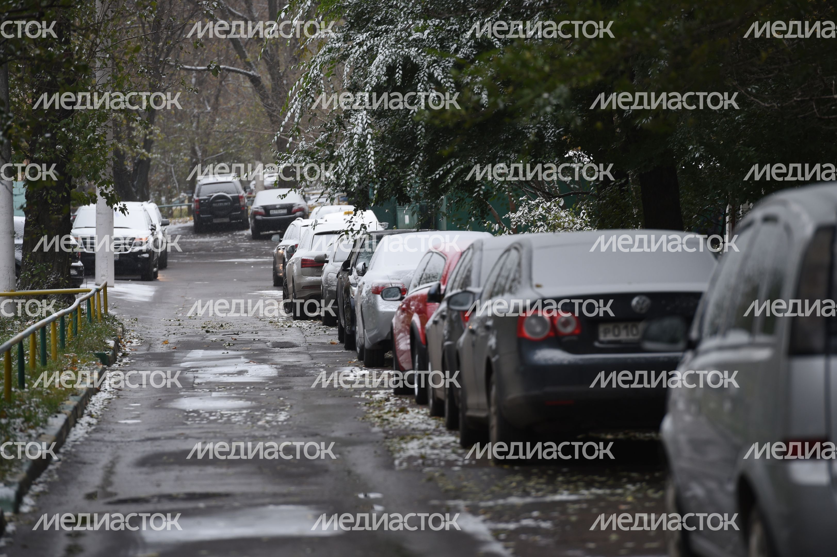 Первый снег в Москве
