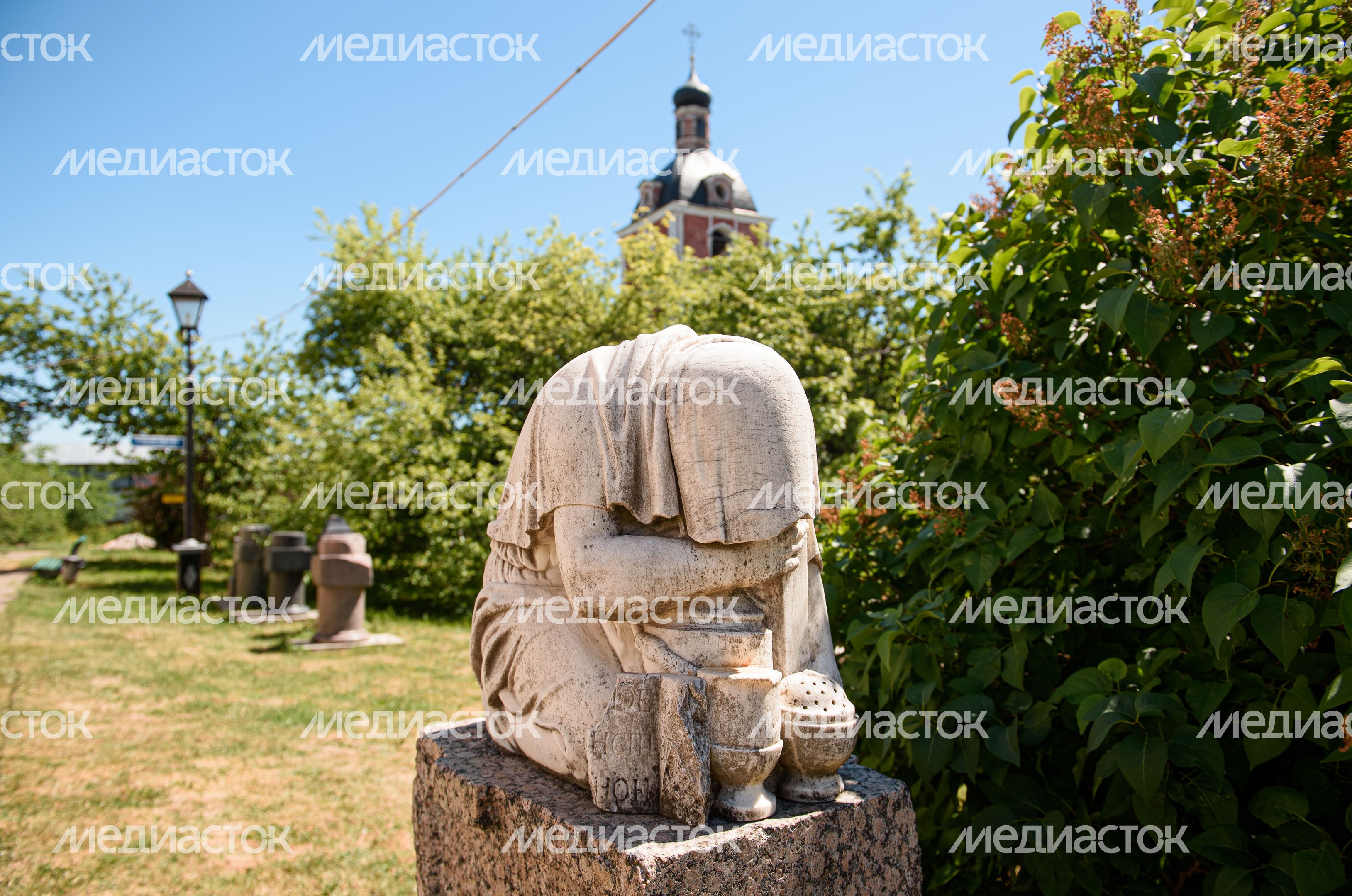 Летние виды Горицкого Успенского монастыря