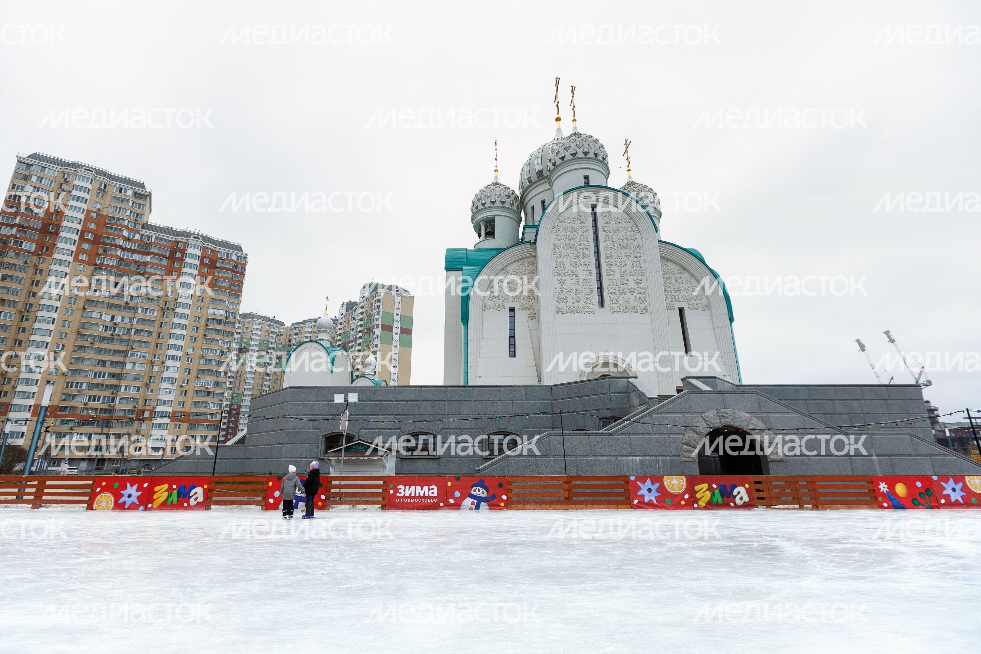 Каток под открытым небом в Павшинской пойме Красногорска Каток под открытым небом в Павшинской пойме Красногорска