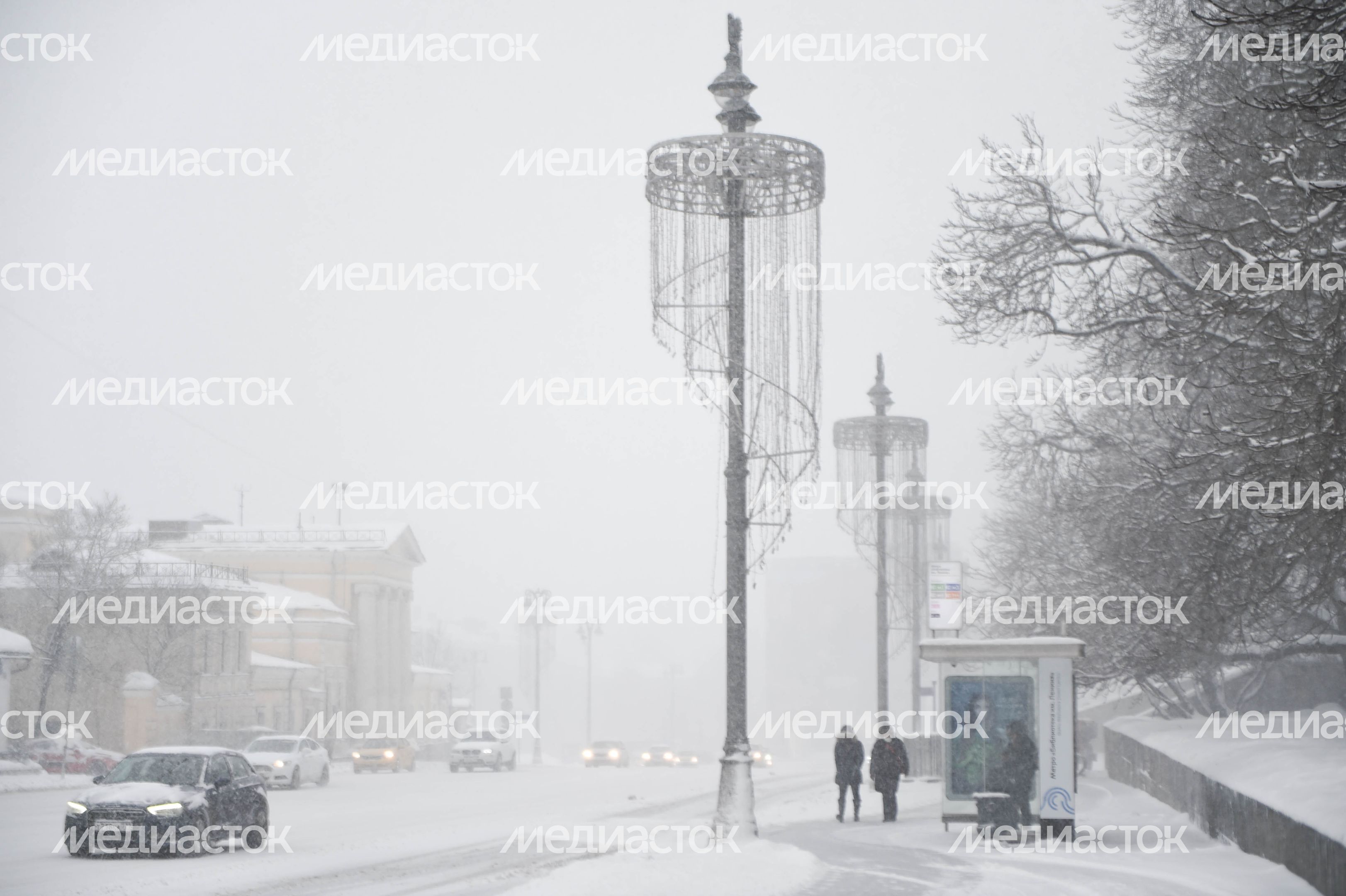Рекордный снегопад в Москве и Подмосковье
