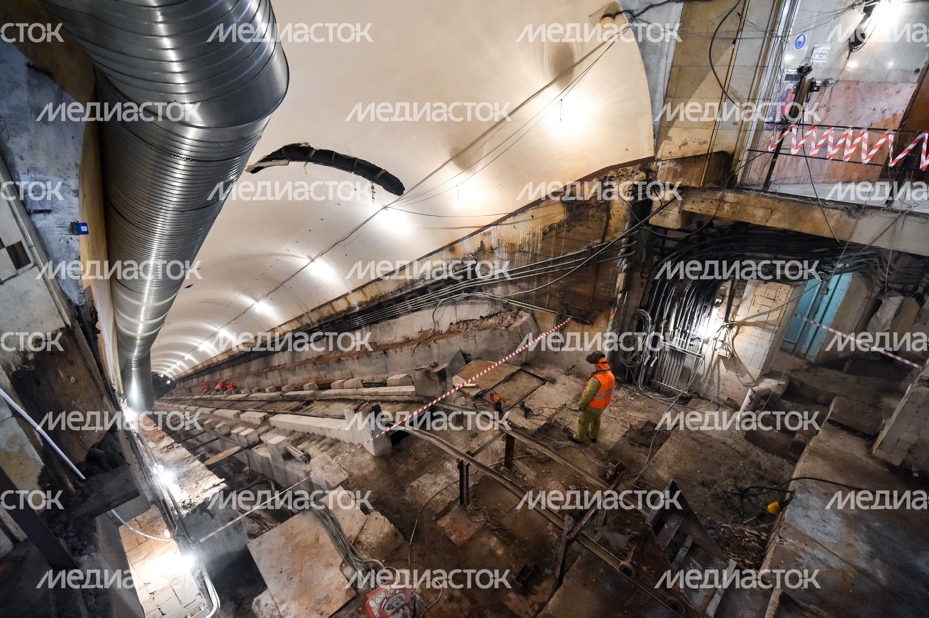 Реконструкция станции «Смоленская» Арбатско-Покровской линии метро в Москве