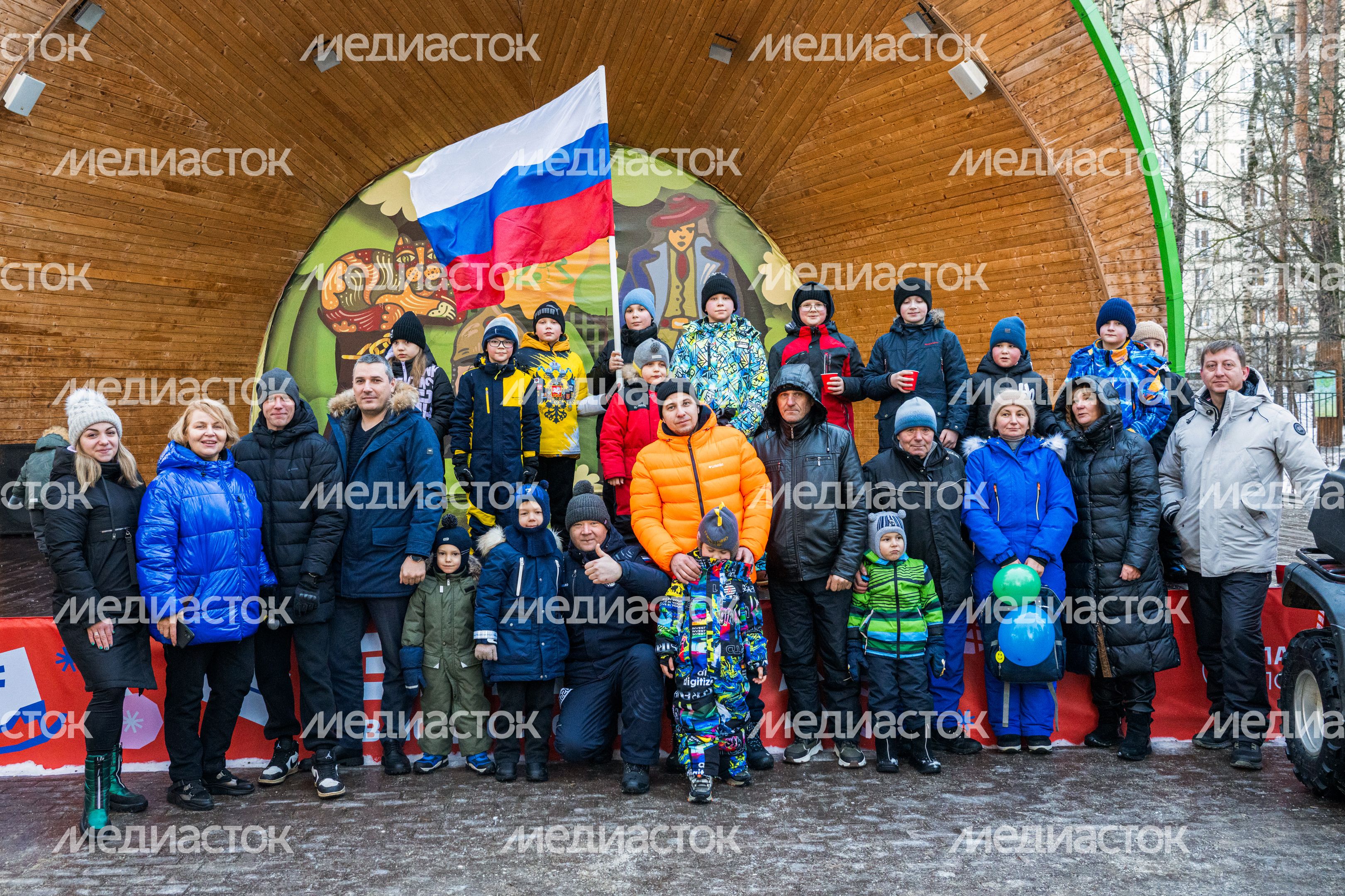 Спортивное мероприятие «Зимние рекорды» в детском городке «Сказочный» Спортивное мероприятие «Зимние рекорды» в детском городке «Сказочный»