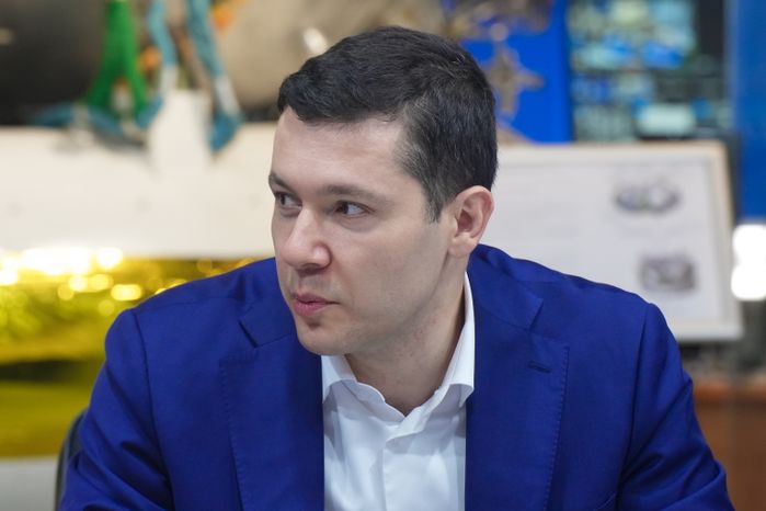 Антон Алиханов на встрече с сотрудниками НПО им. С.А. Лавочкина