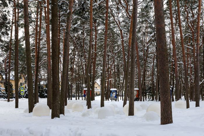 Зимние виды набережной Д. Менделеева в Дубне