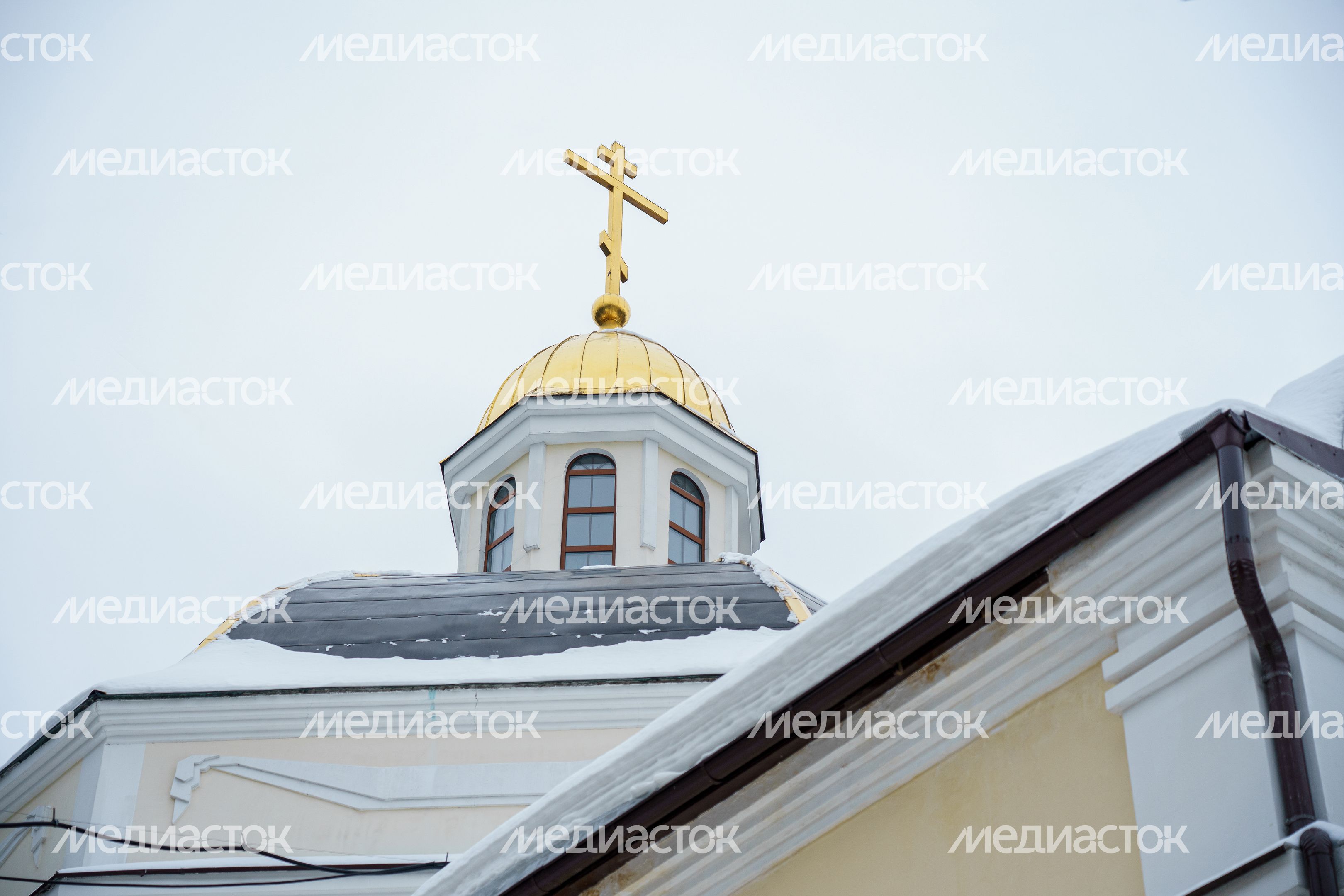 Храм Космы и Дамиана в Жуковском зимой Храм Космы и Дамиана в Жуковском зимой
