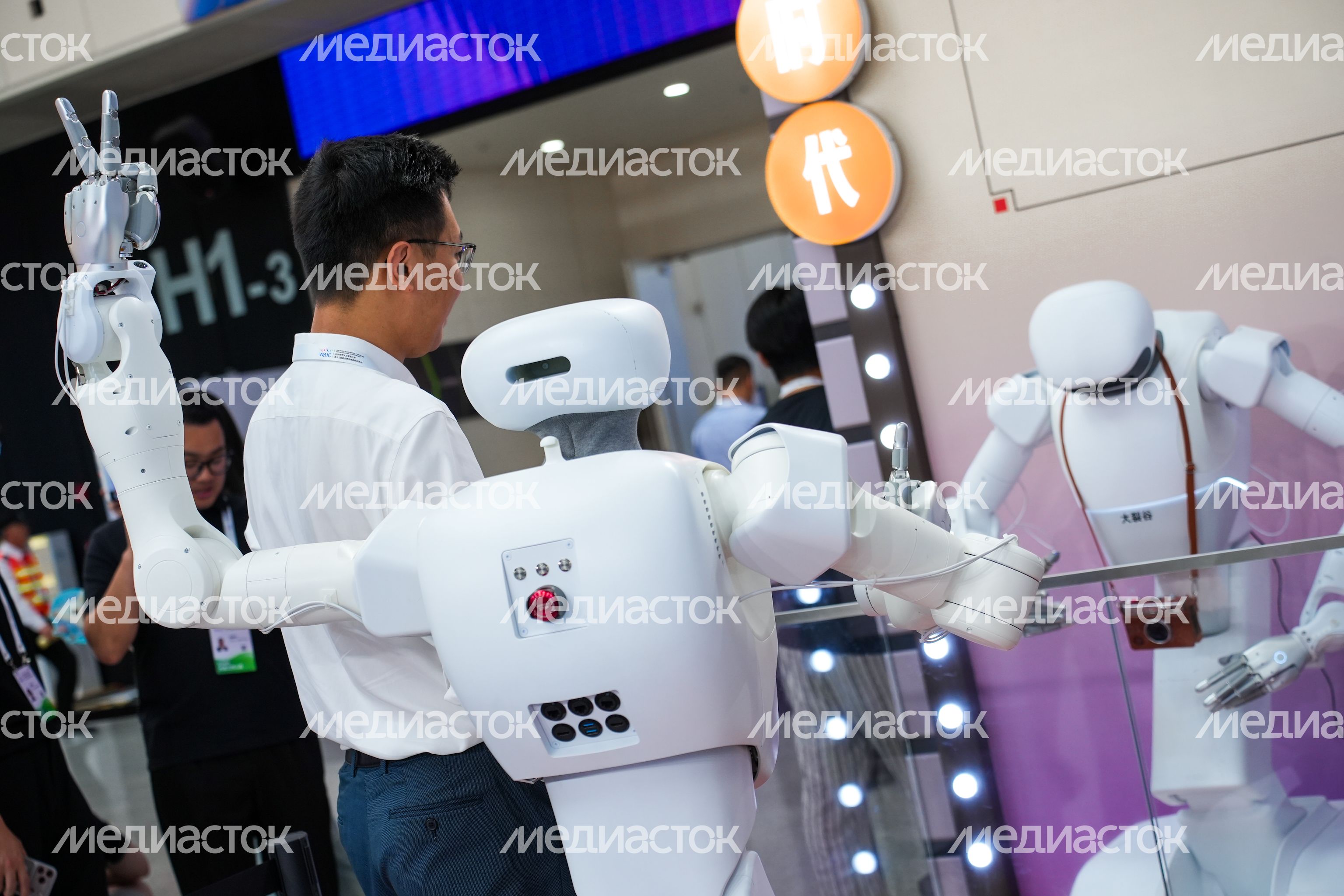 Всемирная конференция по искусственному интеллекту в Шанхае