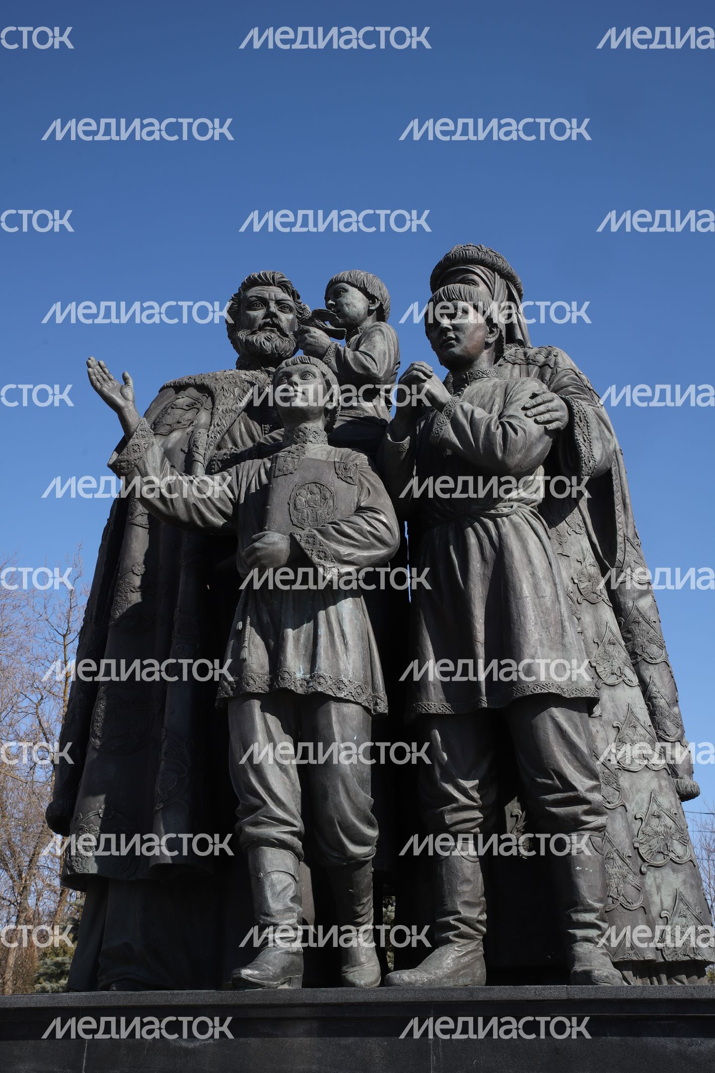 Памятник Родителям Преподобного Сергия в Сергиевом Посаде Памятник Родителям Преподобного Сергия в Сергиевом Посаде