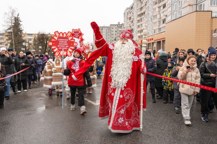 Новогодний уличный карнавал в Клину