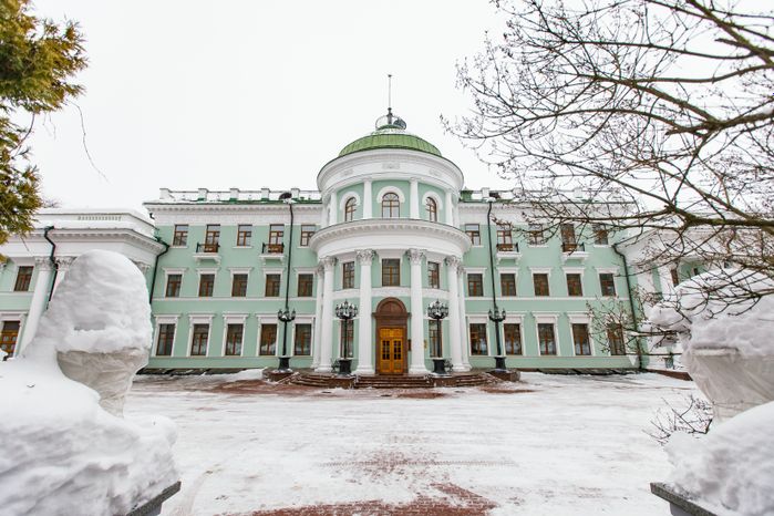 Зимняя усадьба Льялово в округе Солнечногорск