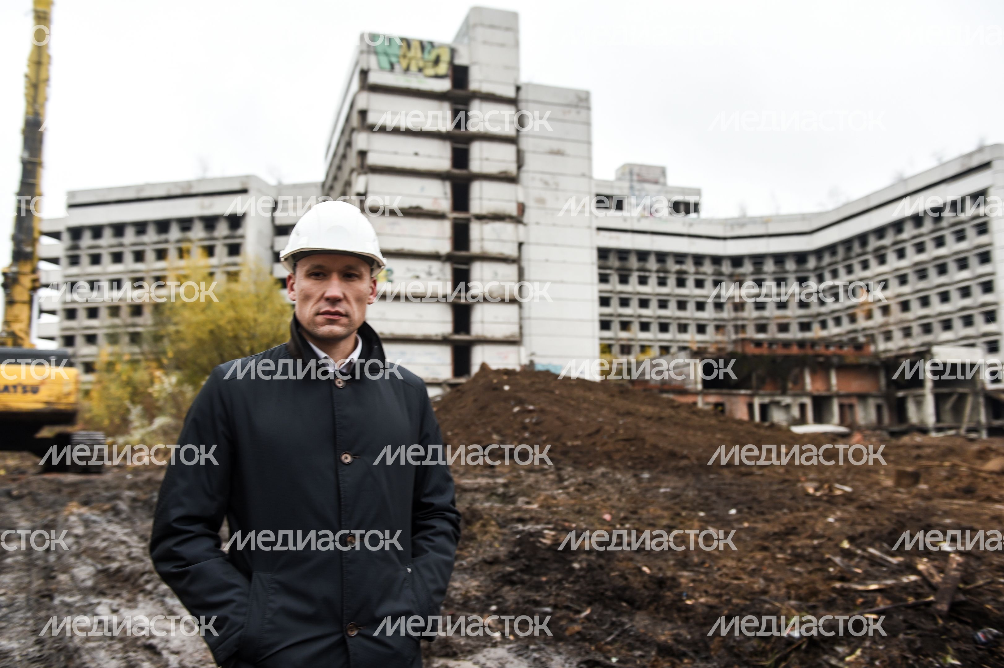 Начало работ по демонтажу Ховринской заброшенной больницы