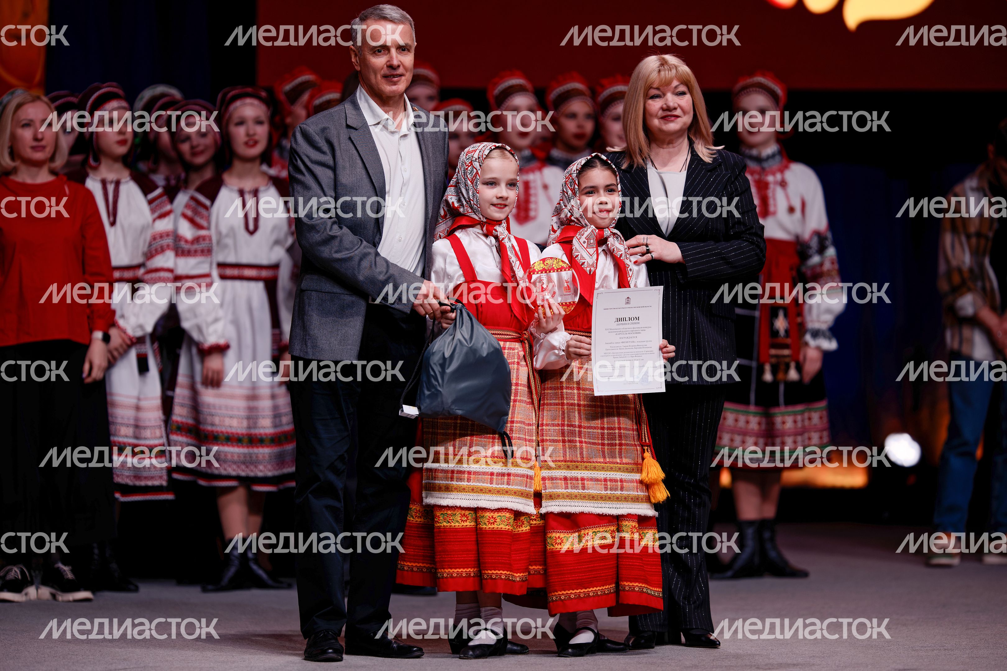 Конкурс русского народного танца «Карусель Московии» в Люберцах Конкурс русского народного танца «Карусель Московии» в Люберцах
