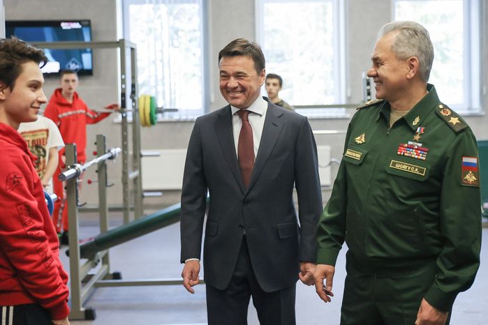 Проверка Губернатором Подмосковья работы учебно-методического центра военно-патриотического воспитания молодежи «Авангард»