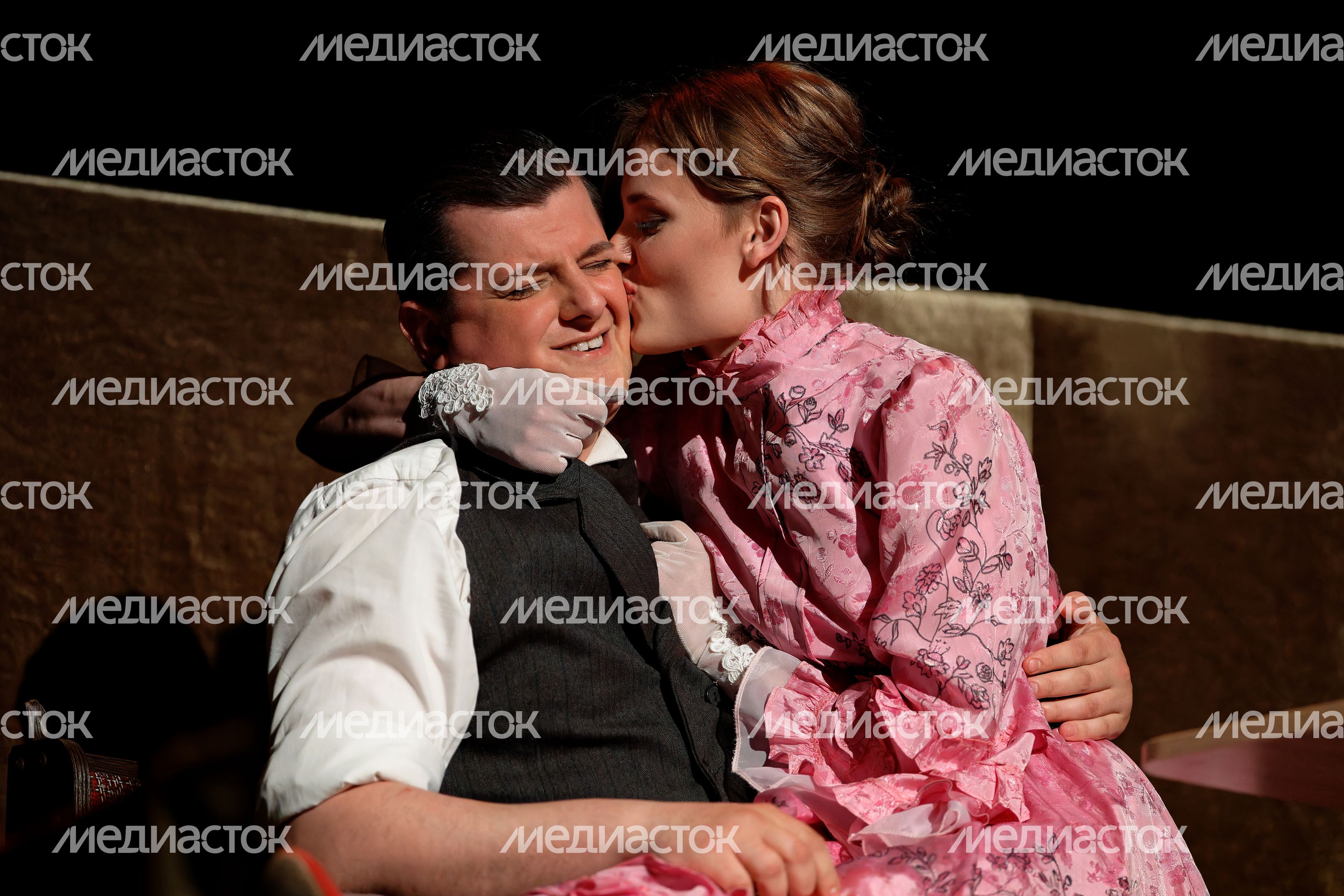 Премьера спектакля «Багаж» от ММДТ «Крылья» в Театральном центре «Жаворонки» Одинцовского округа Премьера спектакля «Багаж» от ММДТ «Крылья» в Театральном центре «Жаворонки» Одинцовского округа