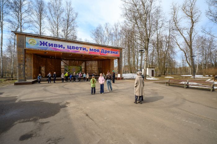 Дрезненский городской парк в Орехово-Зуевском округе. Весна