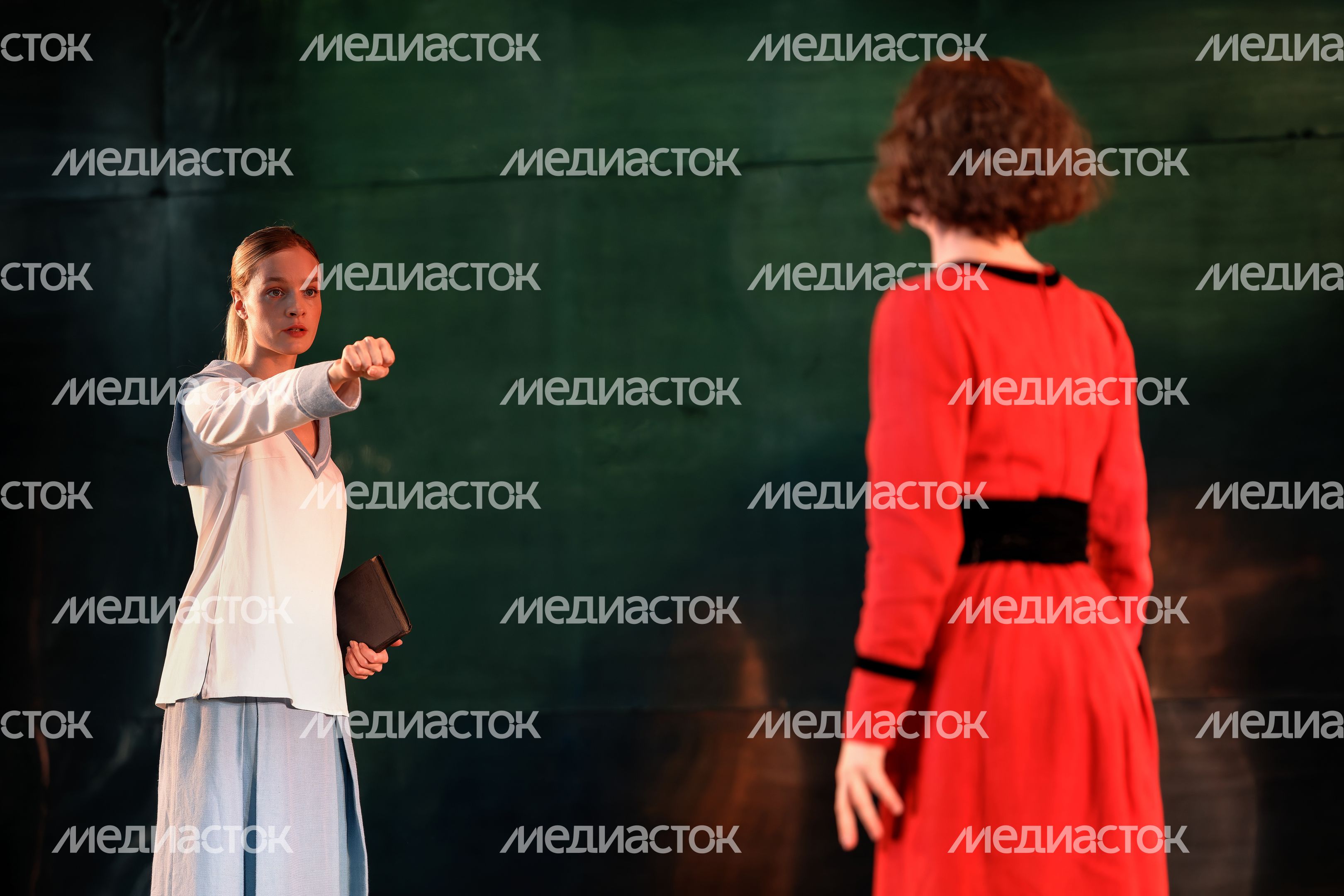 Спектакль «Чайка» театра МДТ — Театра Европы открыл программу фестиваля «Мелиховская весна» 2025 Спектакль «Чайка» театра МДТ — Театра Европы открыл программу фестиваля «Мелиховская весна» 2025