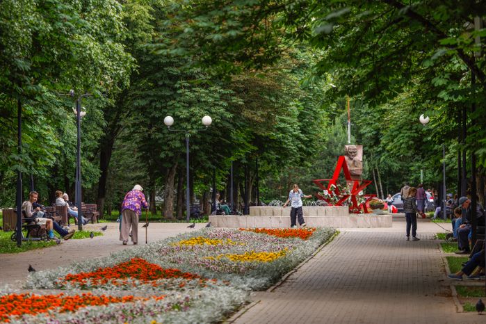 Мемориал «Вечный огонь» на Лесной улице в микрорайоне Юбилейный города Королева