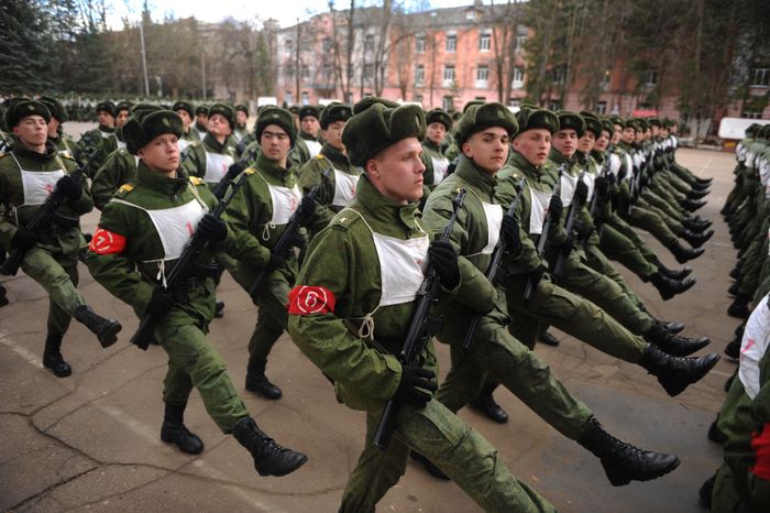 Репетиция парада Победы в Серпухове