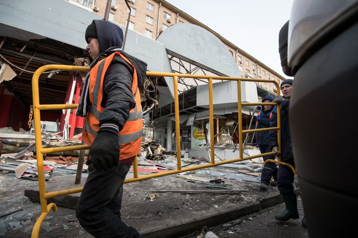 Снос самостроя у станции метро Сокол в Москве