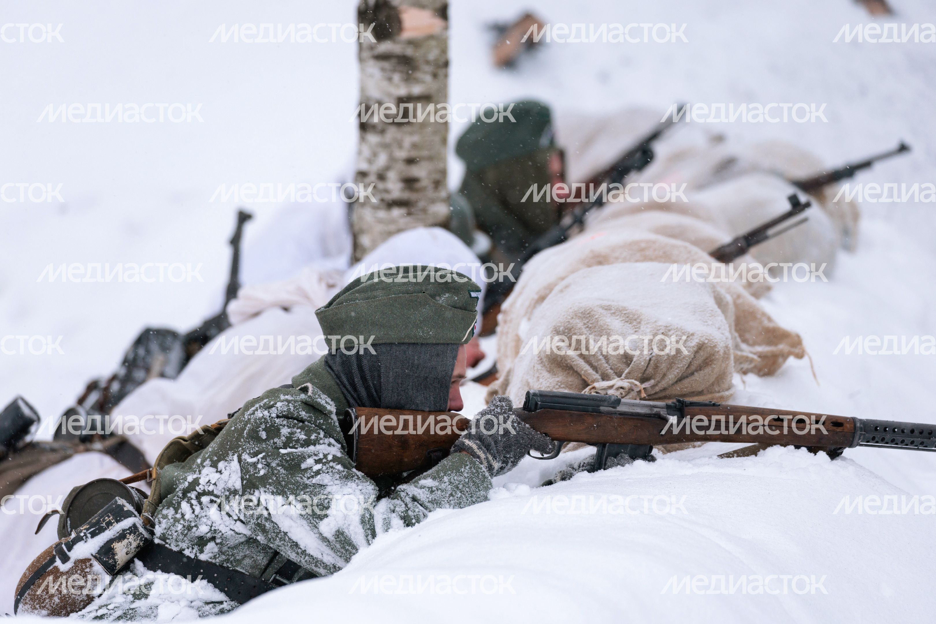 Военно-историческая реконструкция "Бои под Клином" Военно-историческая реконструкция "Бои под Клином"