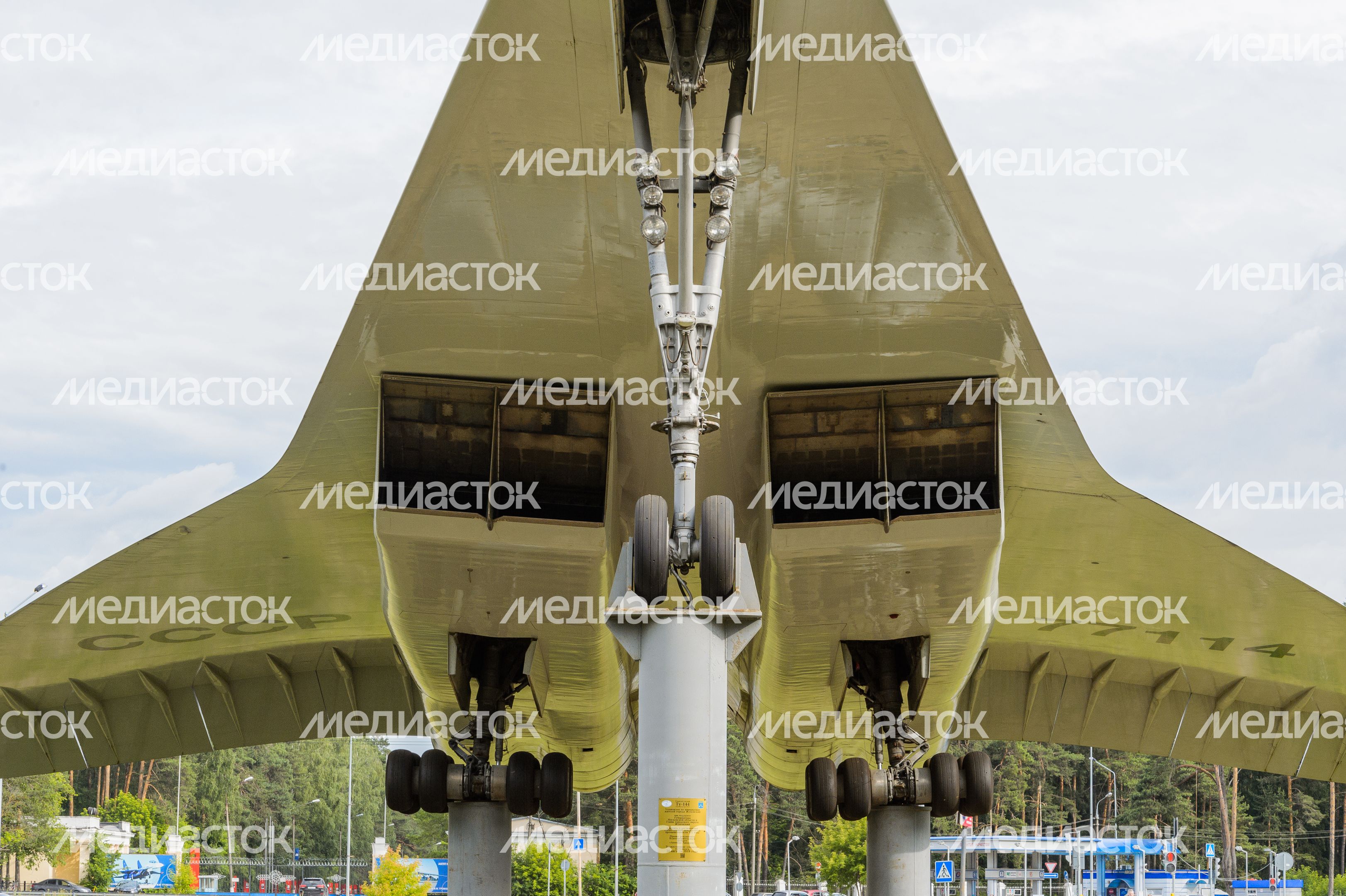 Памятник Ту-144 Памятник Ту-144