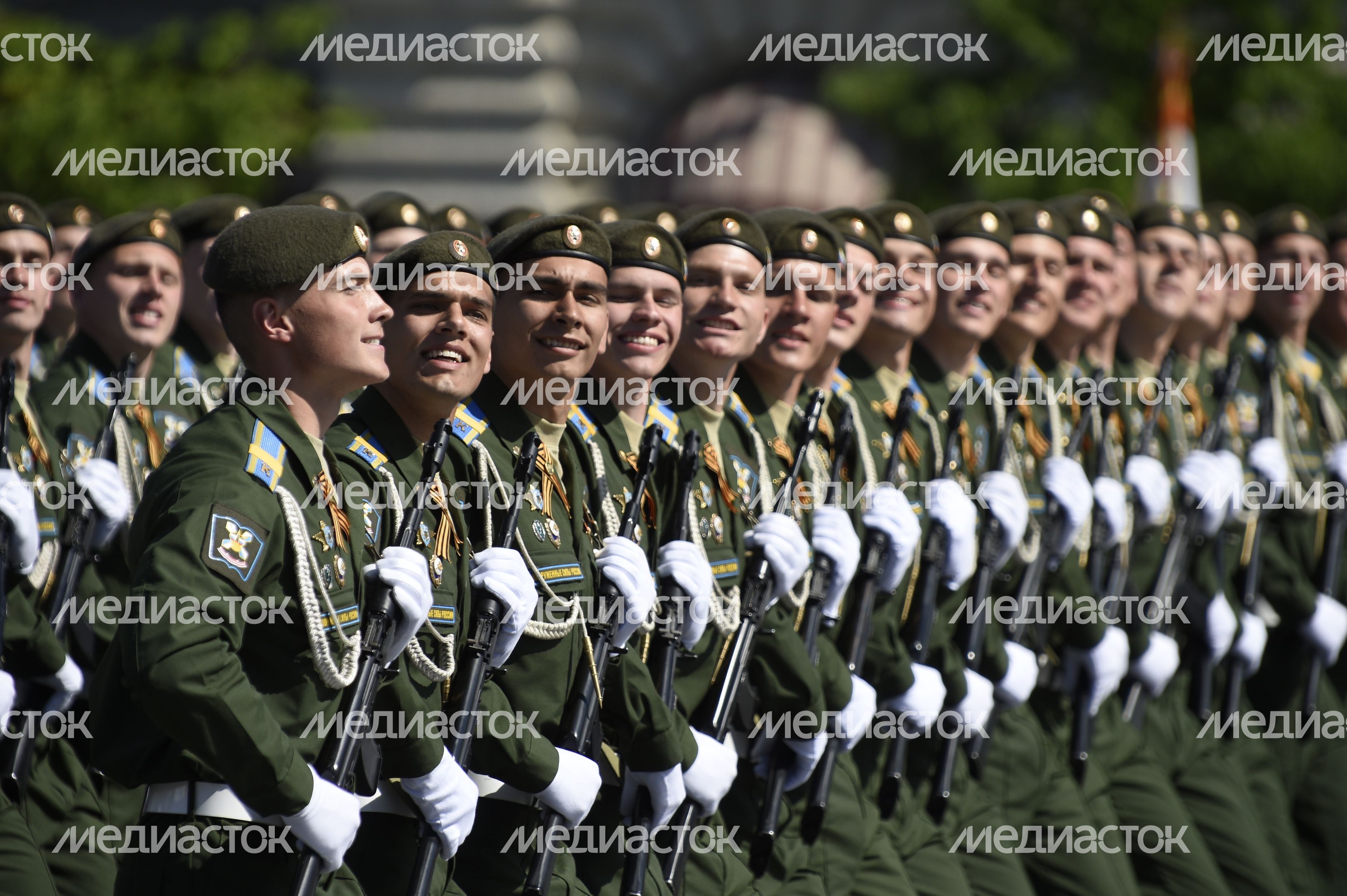 Парад Победы на Красной площади в Москве Парад Победы на Красной площади в Москве