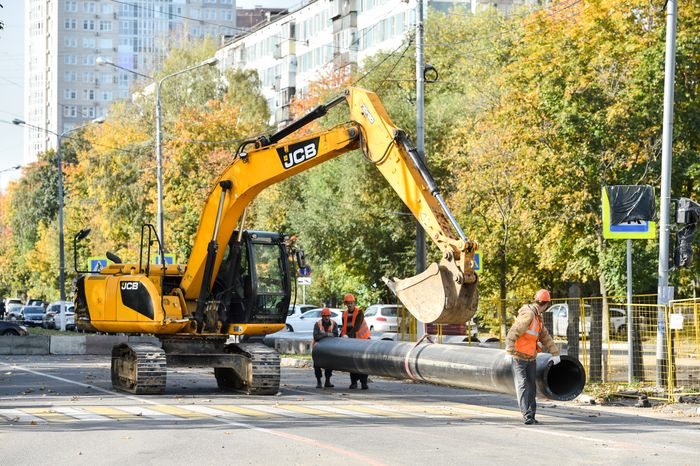 Надвижка арочного пролета на развязке Ленинградского шоссе в Химках