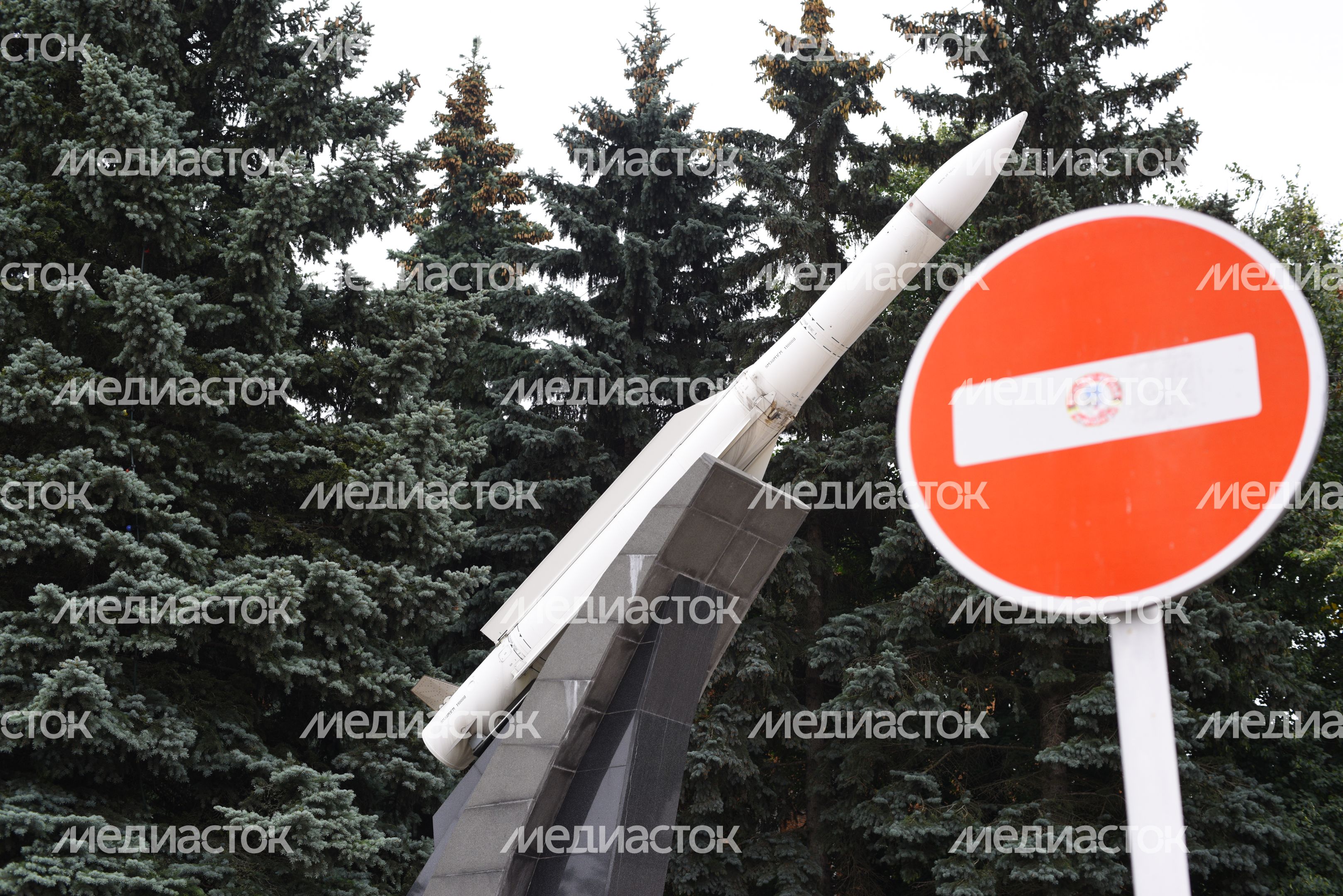 Памятник создателям ракетной техники в СССР в Долгопрудном