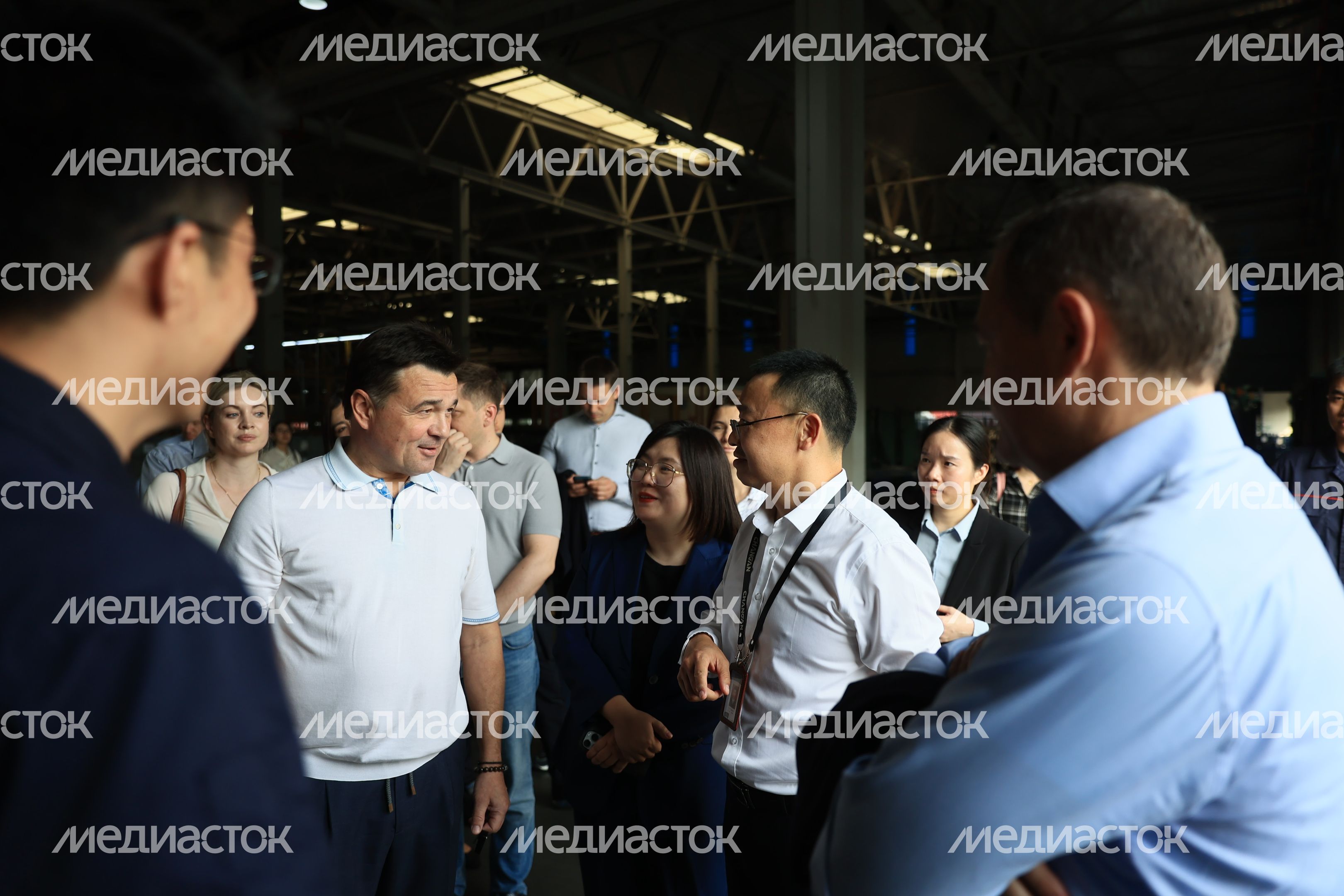 Посещение автозавода Changan Automobile Group в Китае Губернатором Подмосковья Посещение автозавода Changan Automobile Group в Китае Губернатором Подмосковья