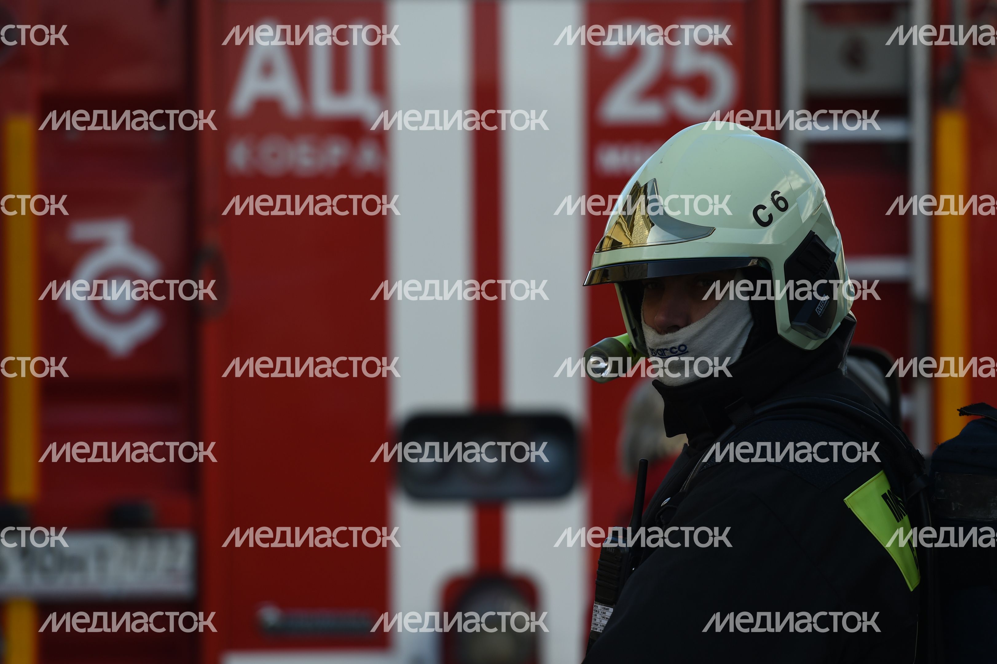 Работа аварийный служб на площади Киевского вокзала