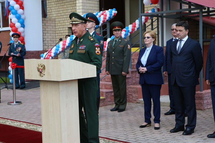 Воробьев принял участи в открытии ЖК для военнослужащих и ознакомился со строительством транспортных развязок в Балашихе