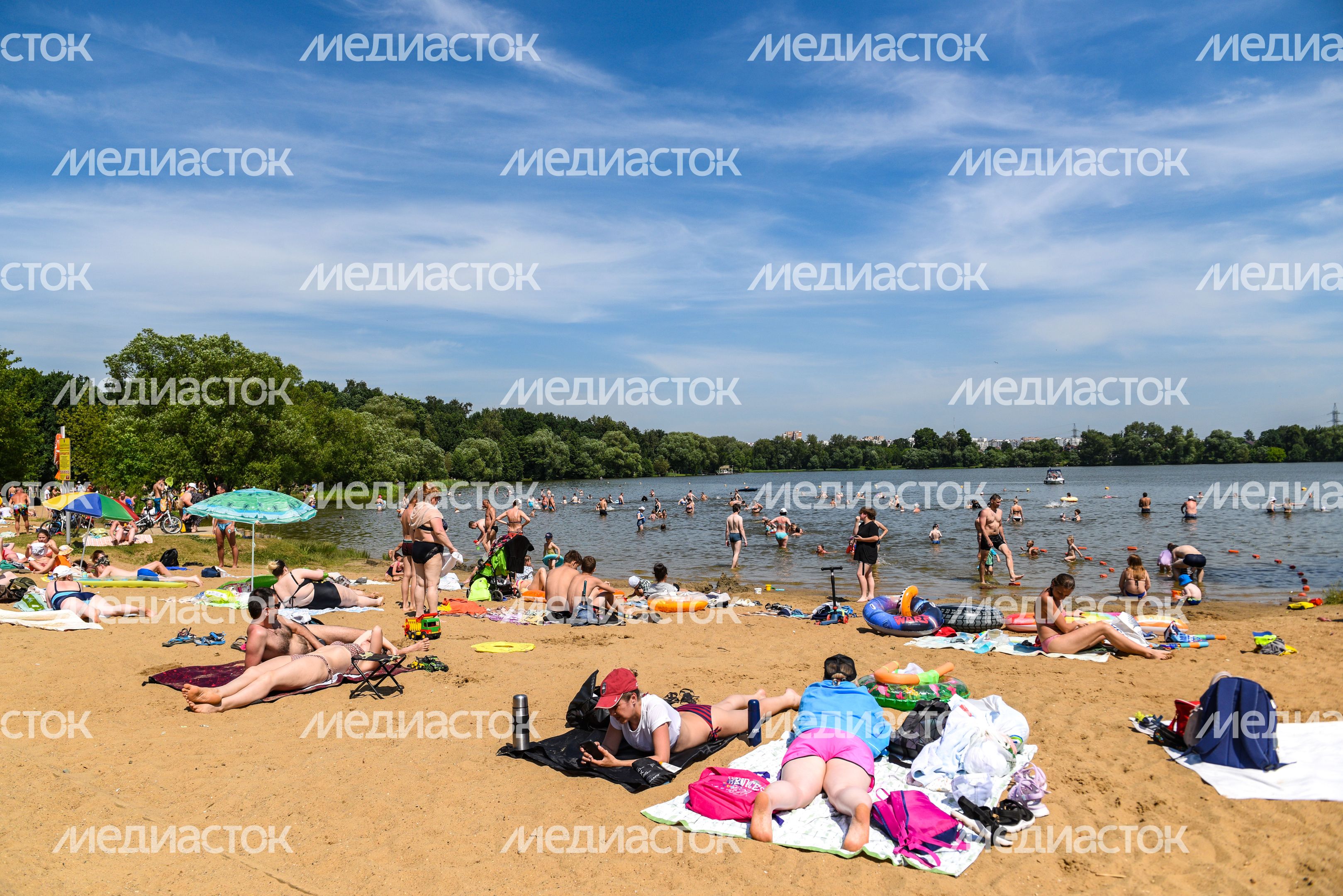 Пляж «Белое озеро» Пляж «Белое озеро»