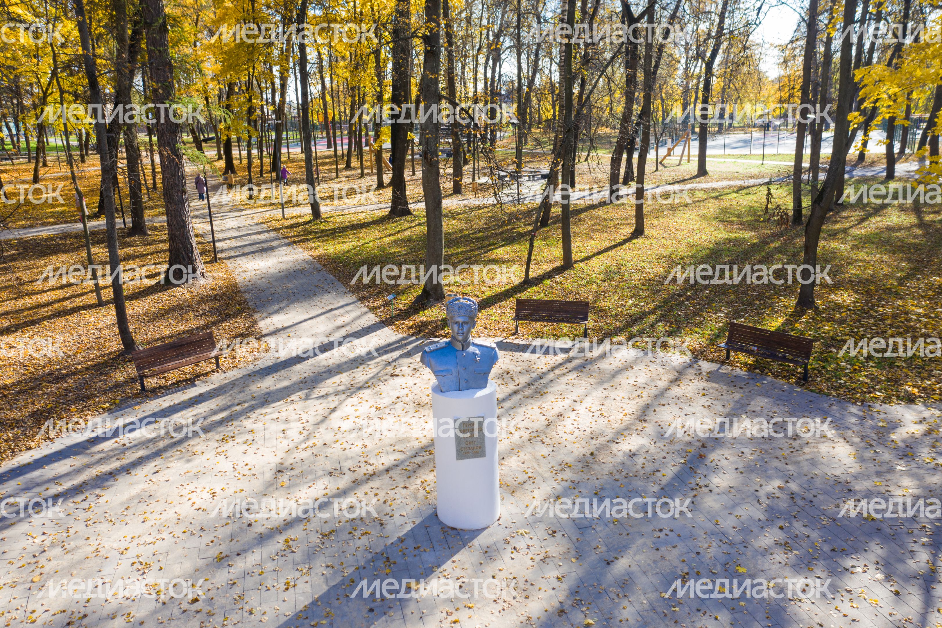 Памятник Олегу Степанову