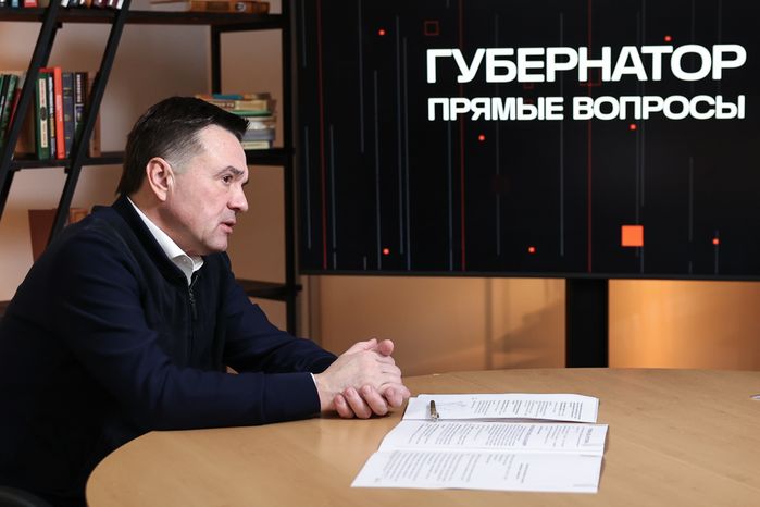 Андрей Воробьев встретился с жителями Ступино Оксаной Буркашевой и Вадимом Степиковым